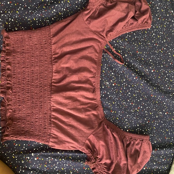 Short top - Picture 2 of 2